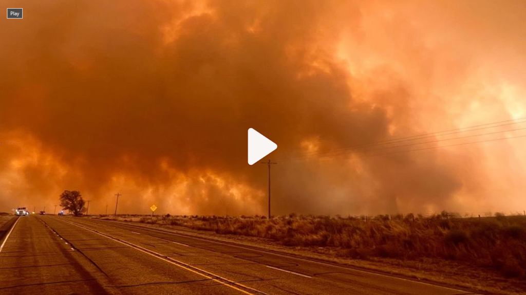 (VIDEO)An explosive Texas fire more than doubles in size as it threatens towns and forces evacuations