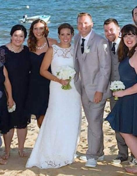 Photographer captures bride’s hidden illness, and wedding takes horrific turn