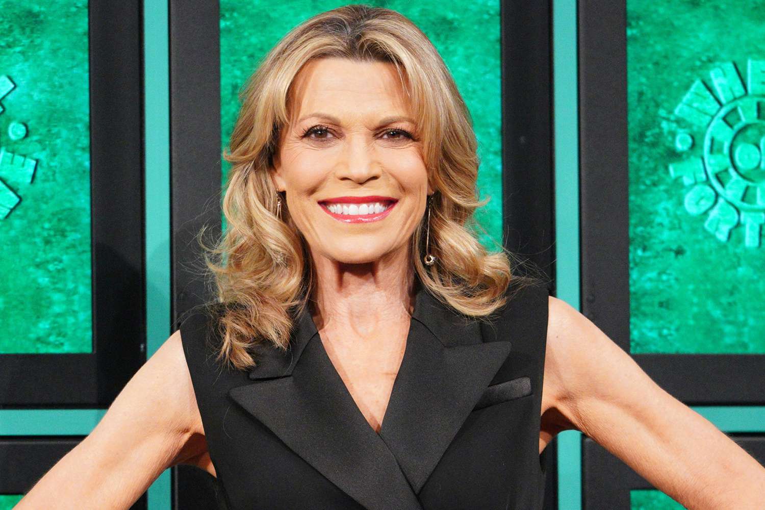 Vanna White’s Private Love Life: The Secrets Behind Her Decade-Long Relationship