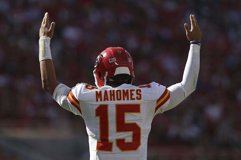 Hotel Denies Patrick Mahomes Service, Only for Him to Return the Next Day as the New Owner